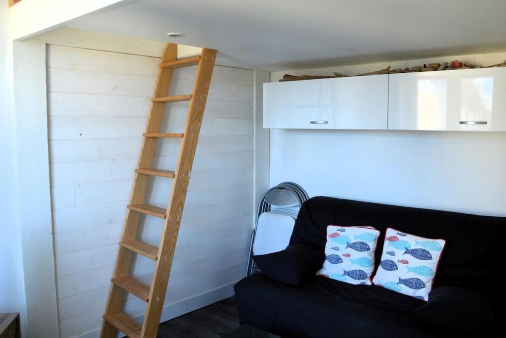 Le Joffre - Studio Sur La Digue En Centre Ville Arromanches-les-Bains Exterior foto