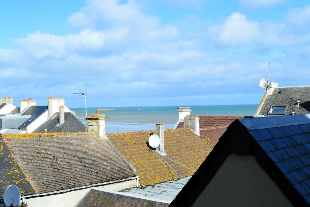 Le Joffre - Studio Sur La Digue En Centre Ville Arromanches-les-Bains Exterior foto